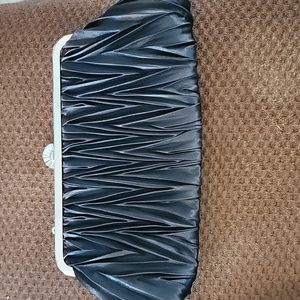 Formal clutch bag